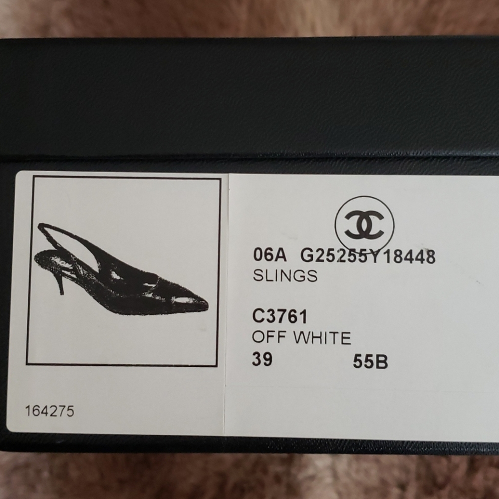 Chanel Slingback Pointed-Toe Heels - Picture 4 of 4